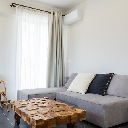Konstantino'S Corfu Marina View Apartment كونتوكالي المظهر الخارجي الصورة